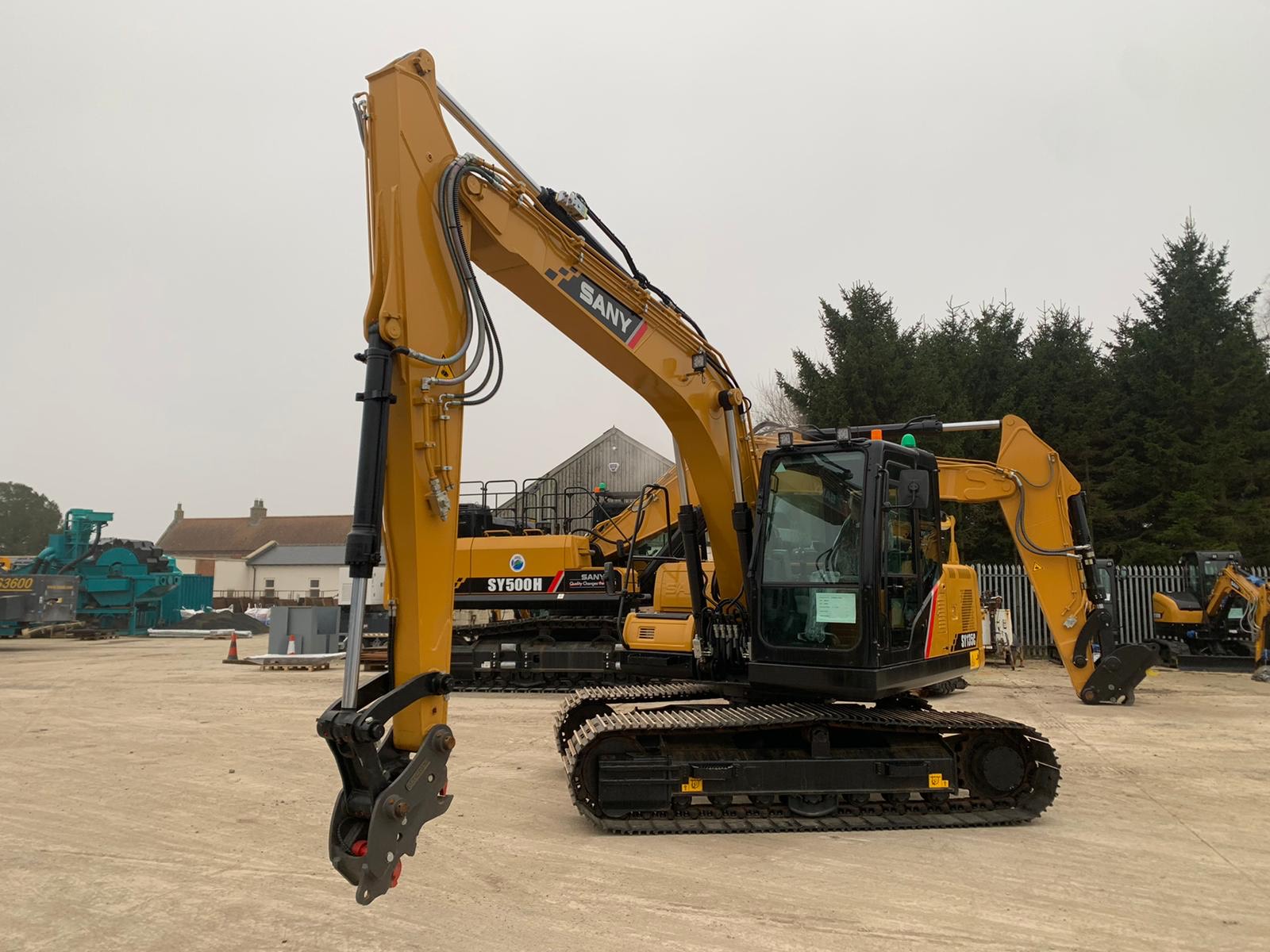 Excavators  SANY SY135C