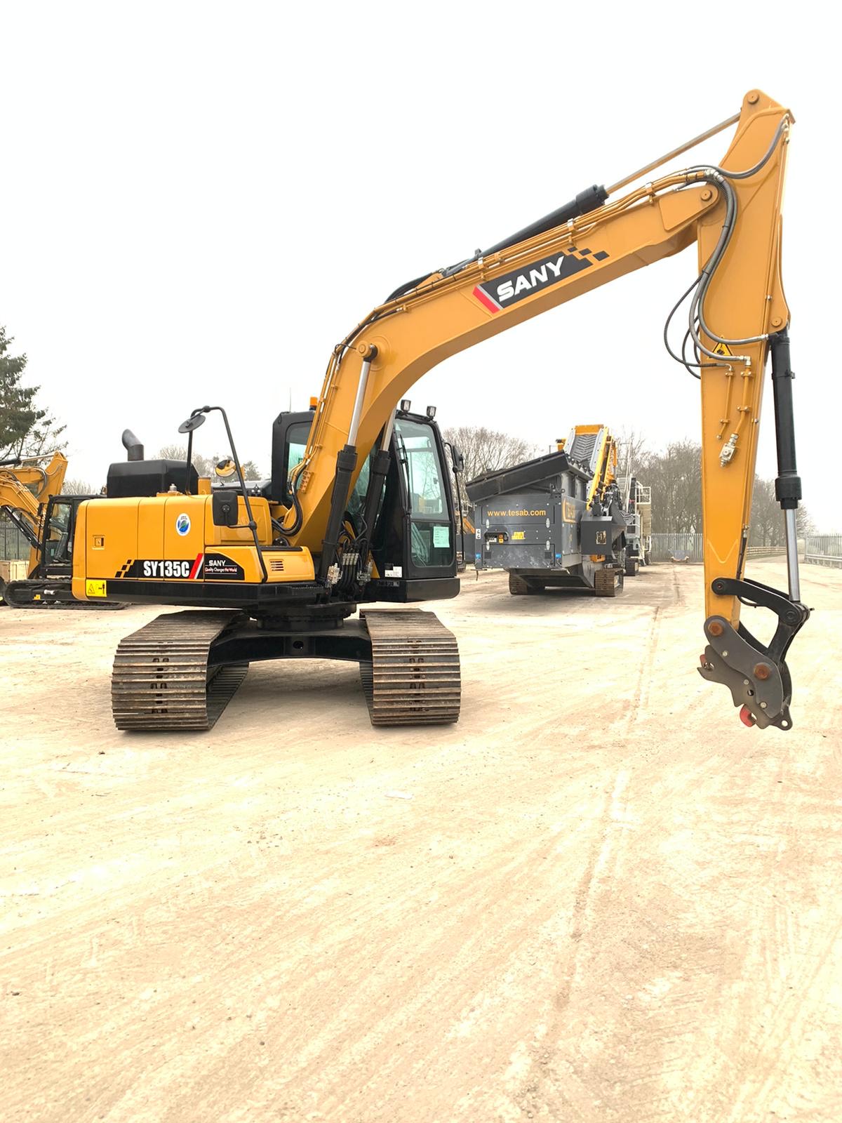 Excavators  SANY SY135C