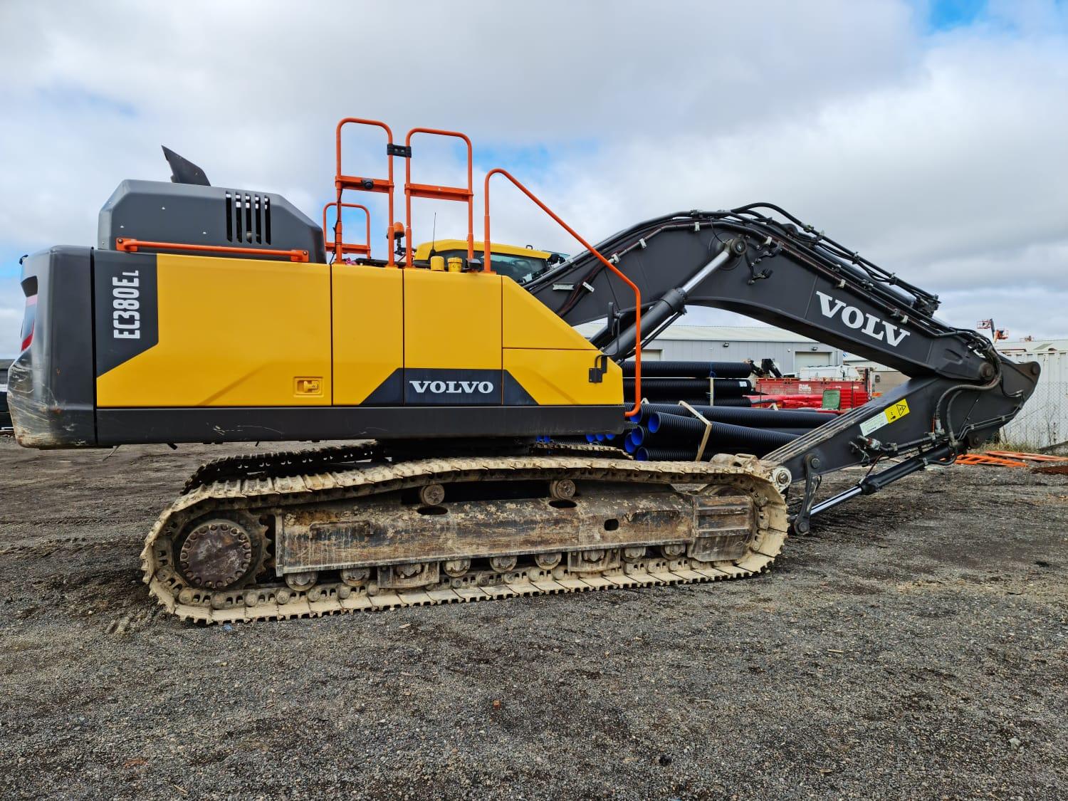 Excavators Volvo Volvo EC380EL Excavator