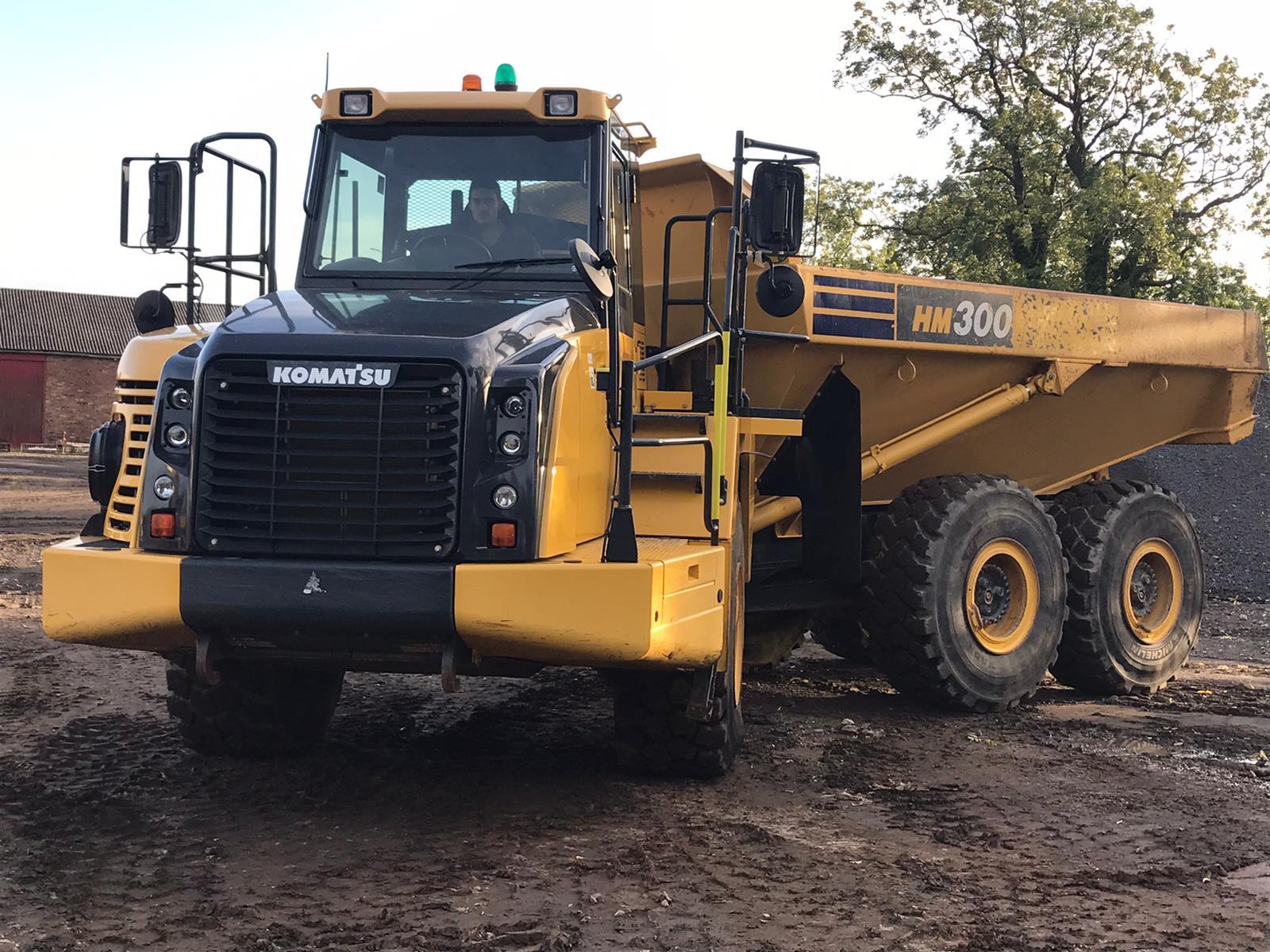 Other Equipment Komatsu Komatsu HM300-5 Articulated Hauler